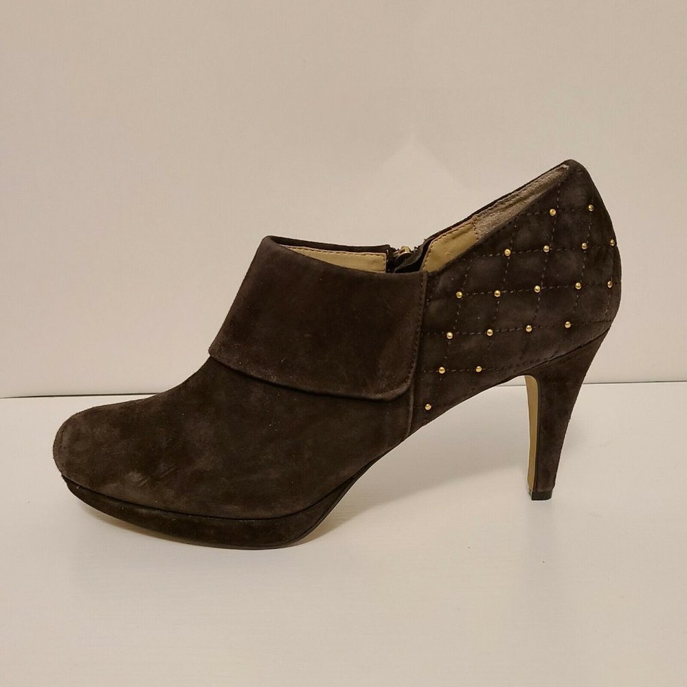 Adrienne Vittadini Women's Studded Brown Kid Suede Fine Leather Upper Heels 11 M
